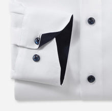 Load image into Gallery viewer, OLYMP - Modern Fit Kent Collar Shirt, White / Navy Buttons