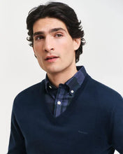 Load image into Gallery viewer, GANT - Extrafine Merino Wool V-Neck, Navy