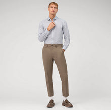 Load image into Gallery viewer, OLYMP - Level Five, Business Shirt, Body Fit, Modern Kent, Bleu