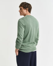 Load image into Gallery viewer, GANT - Classic Cotton V-Neck, Green