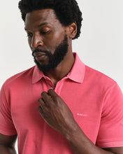 Load image into Gallery viewer, GANT - Sunfaded SS Polo, Watermelon Red