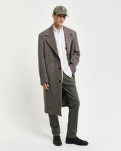 Load image into Gallery viewer, GANT - Regular Desert Jeans, Dark Earthy Green