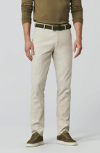 Load image into Gallery viewer, Meyer - Bonn Trousers, Half Linen, Beige