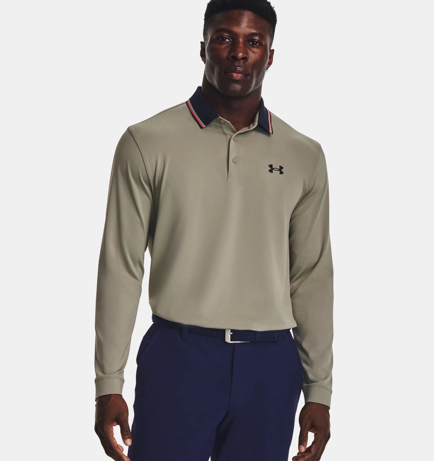 Under armour polo logo best sale on sleeve