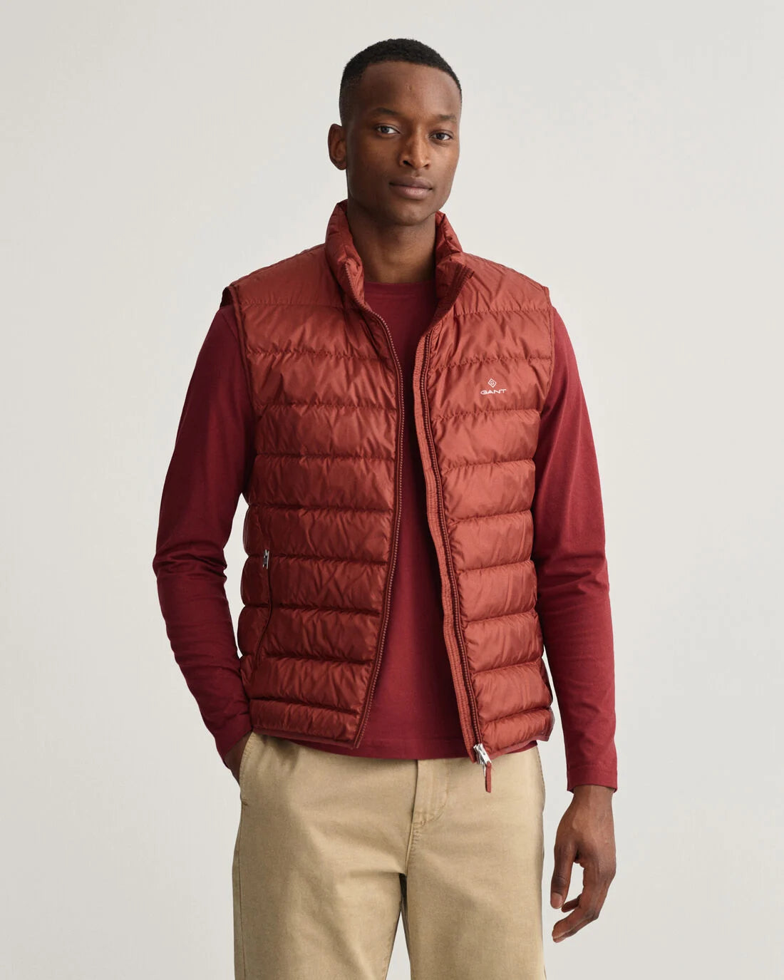 GANT Light Down Gilet BURGUNDY