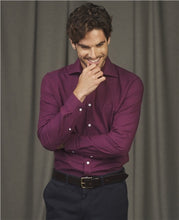 Load image into Gallery viewer, Magee - Dutsh Dunross Tailored Shirt, Wine
