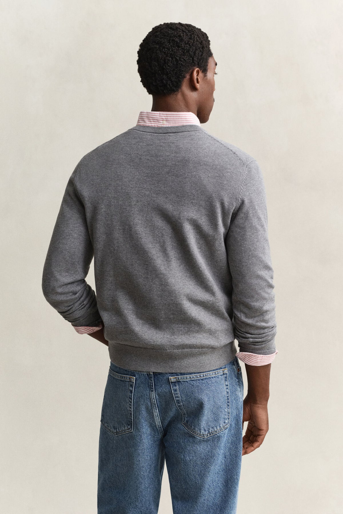 GANT - Classic Cotton V-Neck, Dark Grey Melange