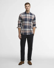 Load image into Gallery viewer, Barbour - Newbridge Long-Sleeved Tailored Shirt, Navy
