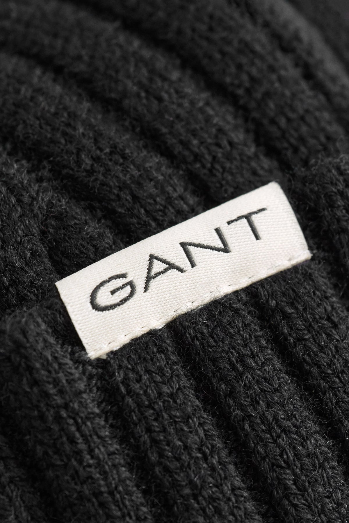 GANT - Merino Wool Hat, Black