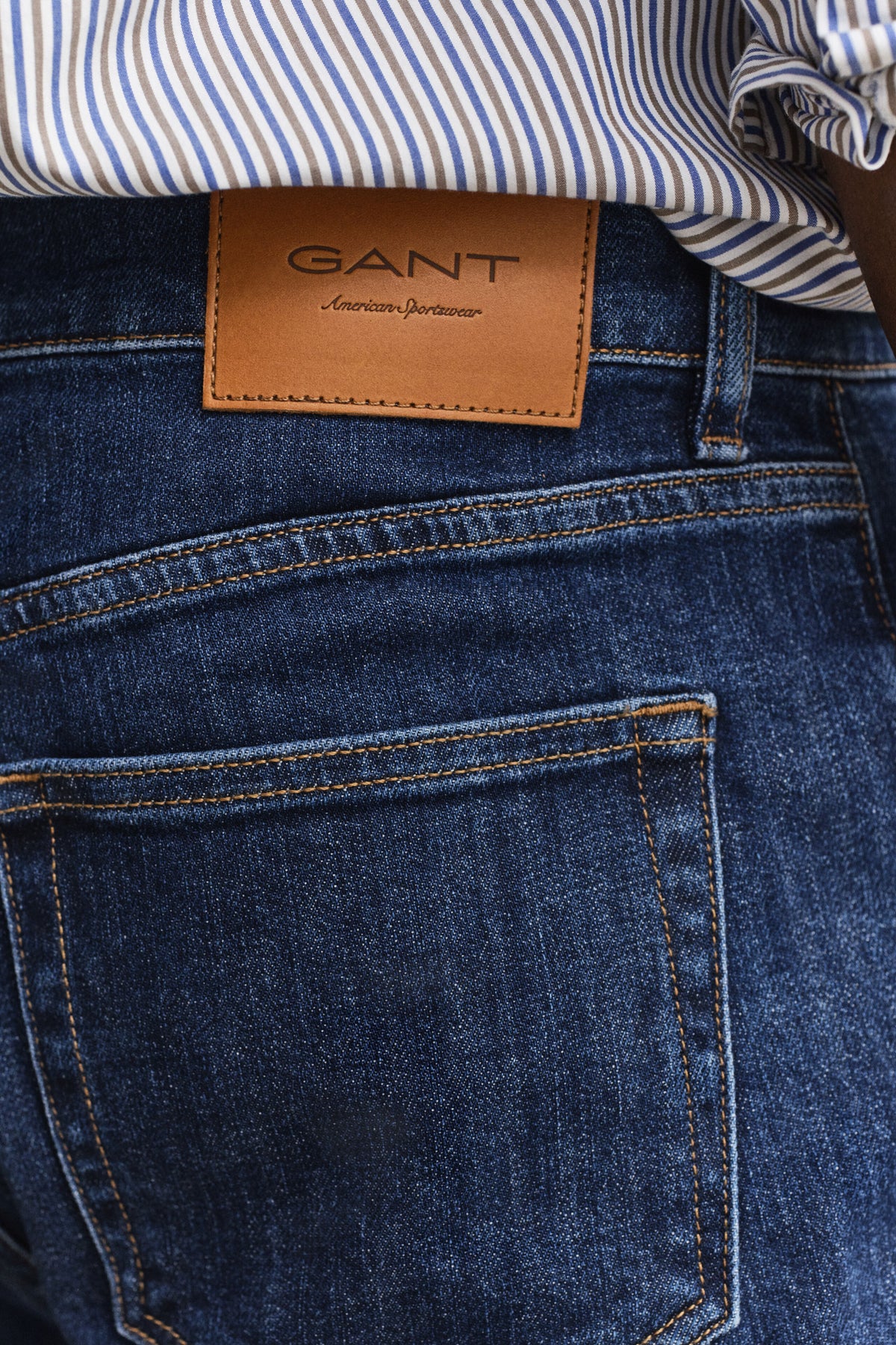 GANT - Slim Clean Wash Jeans, Mid Blue
