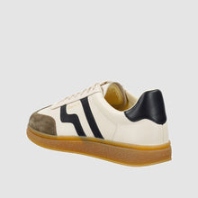 Load image into Gallery viewer, GANT - Cuzmo Suede, Putty/Desert Brown, Finneas
