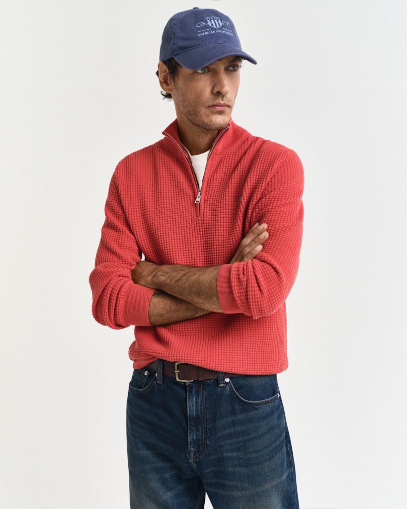 Gant - Textured Cotton Half Zip, Brick Red