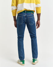 Load image into Gallery viewer, GANT - Slim Clean Wash Jeans, Mid Blue
