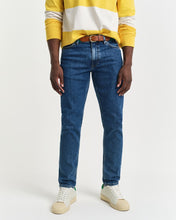 Load image into Gallery viewer, GANT - Slim Clean Wash Jeans, Mid Blue
