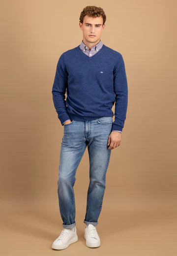 Fynch-Hatton- V-neck Marino Cashmere Sweater, Night