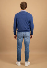 Load image into Gallery viewer, Fynch Hatton- V-neck Marino Cashmere Sweater, Night
