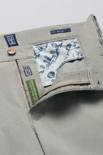 Load image into Gallery viewer, Meyer - Slim M5 Trousers, Cream
