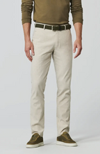 Load image into Gallery viewer, Meyer - Bonn Trousers, Half Linen, Beige
