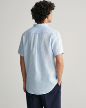 Load image into Gallery viewer, GANT - Regular Linen Houndstooth Short Sleeve Shirt, Capri Blue
