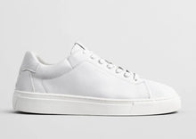 Load image into Gallery viewer, GANT - McJulien Trainer, Cow Leather, White, Snoopy
