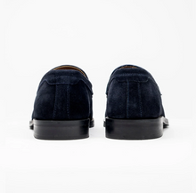 Load image into Gallery viewer, Sloane - Seve Suede Loafer, Navy, Elliot
