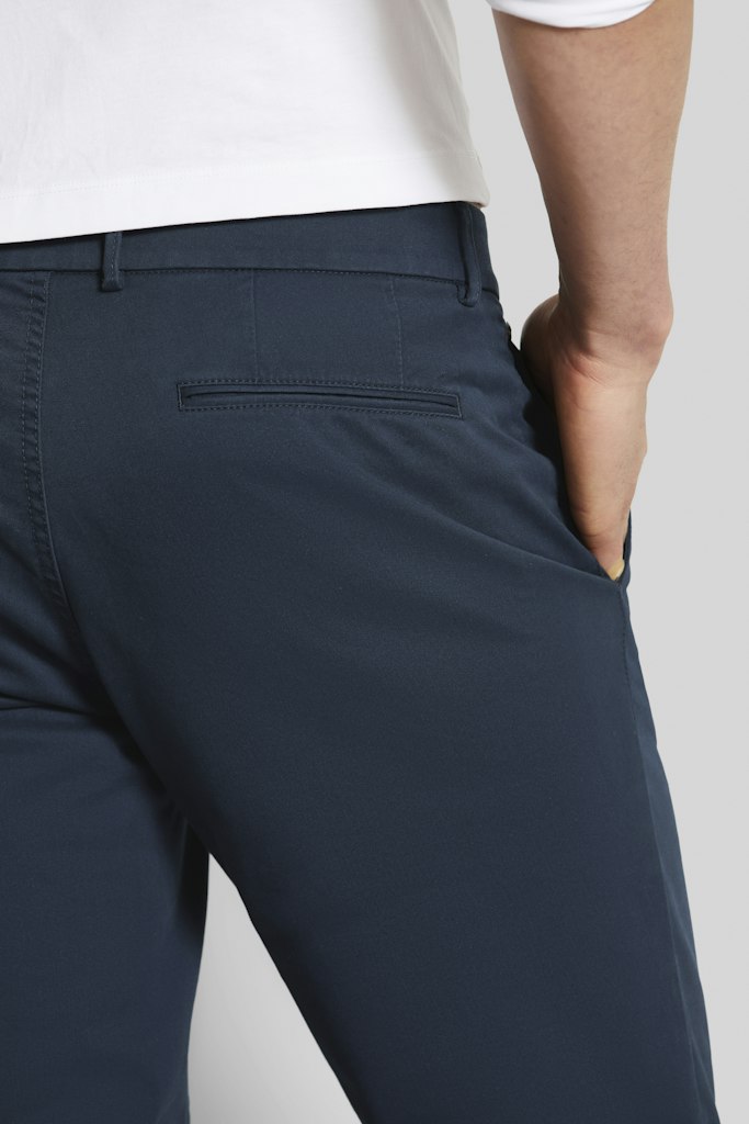 Bugatti - Perfect Fit Chinos, Navy