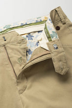 Load image into Gallery viewer, Meyer - Chicago 5056 Two-Tone Super-Stretch Cotton Chino , Sand
