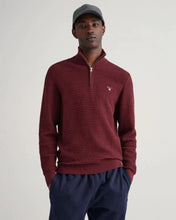 Load image into Gallery viewer, GANT - 3XL - Cotton Texture Halfzip, Burgundy Mel
