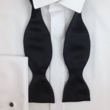 Load image into Gallery viewer, Self Tie Bowtie, Black

